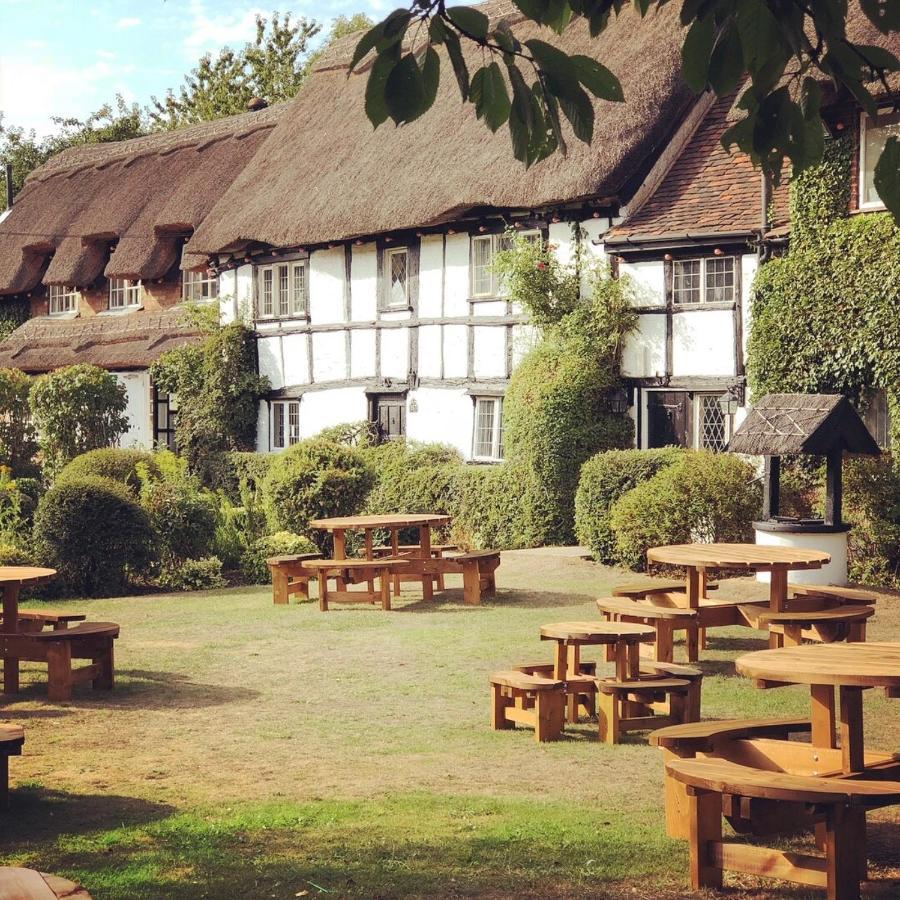 Old Hunters Lodge Whipsnade Limited Εξωτερικό φωτογραφία